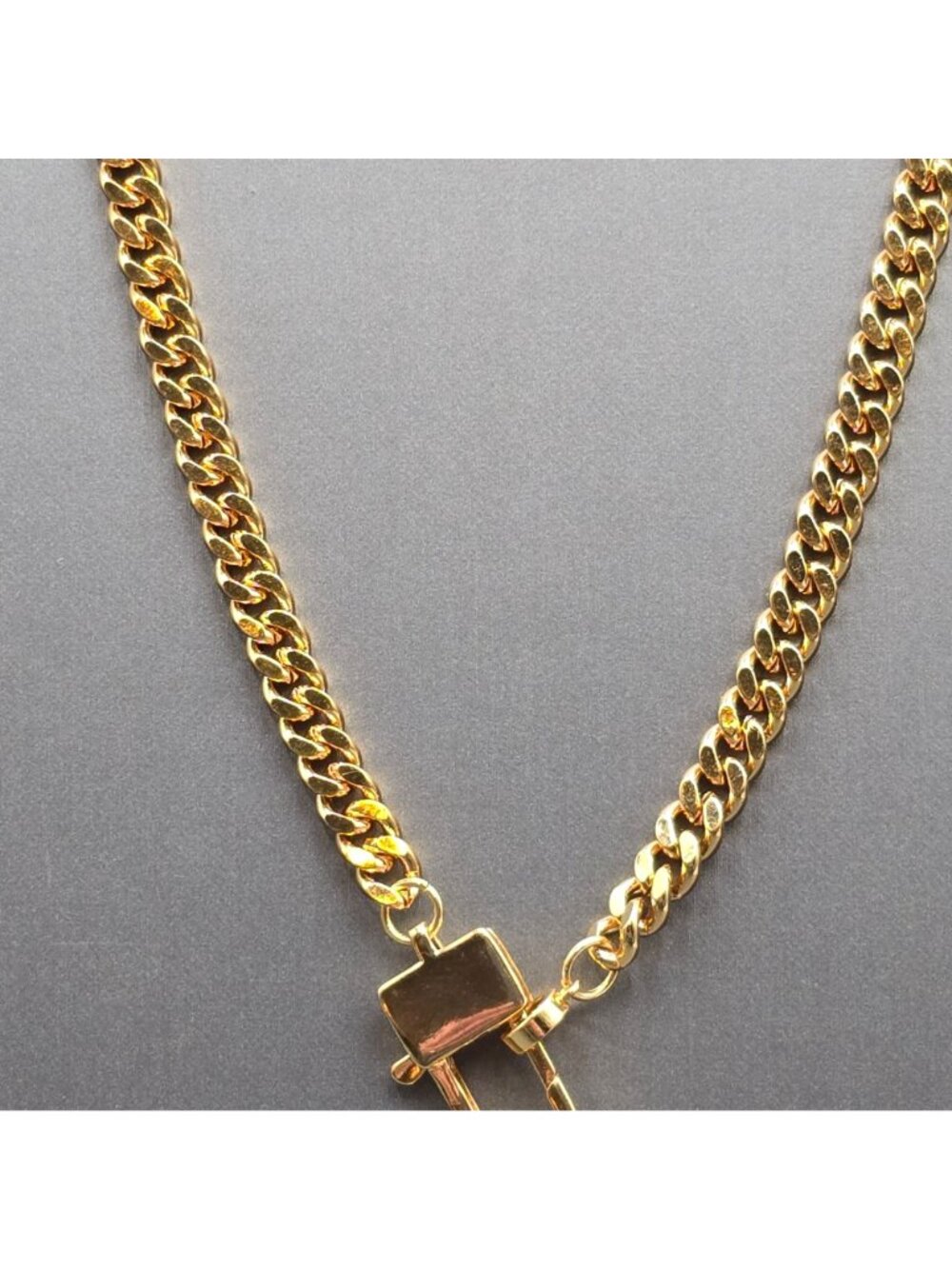 Melania Clara Wendy Necklace Blue Enamel Cross Pendant Gold Plated Curb Chain 16 - Picture 12 of 16